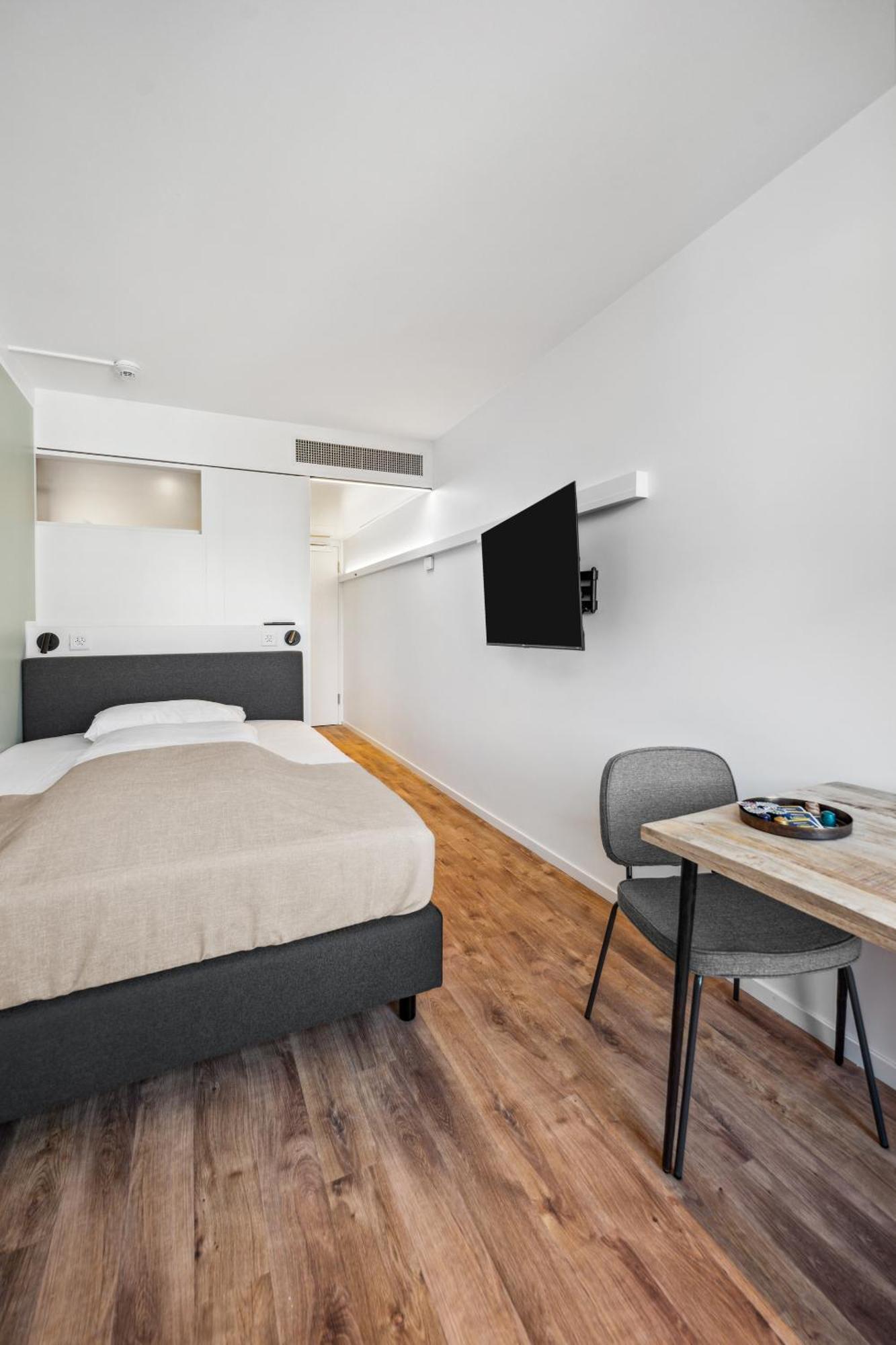 Limehome Basel Muenzgasse Exterior foto